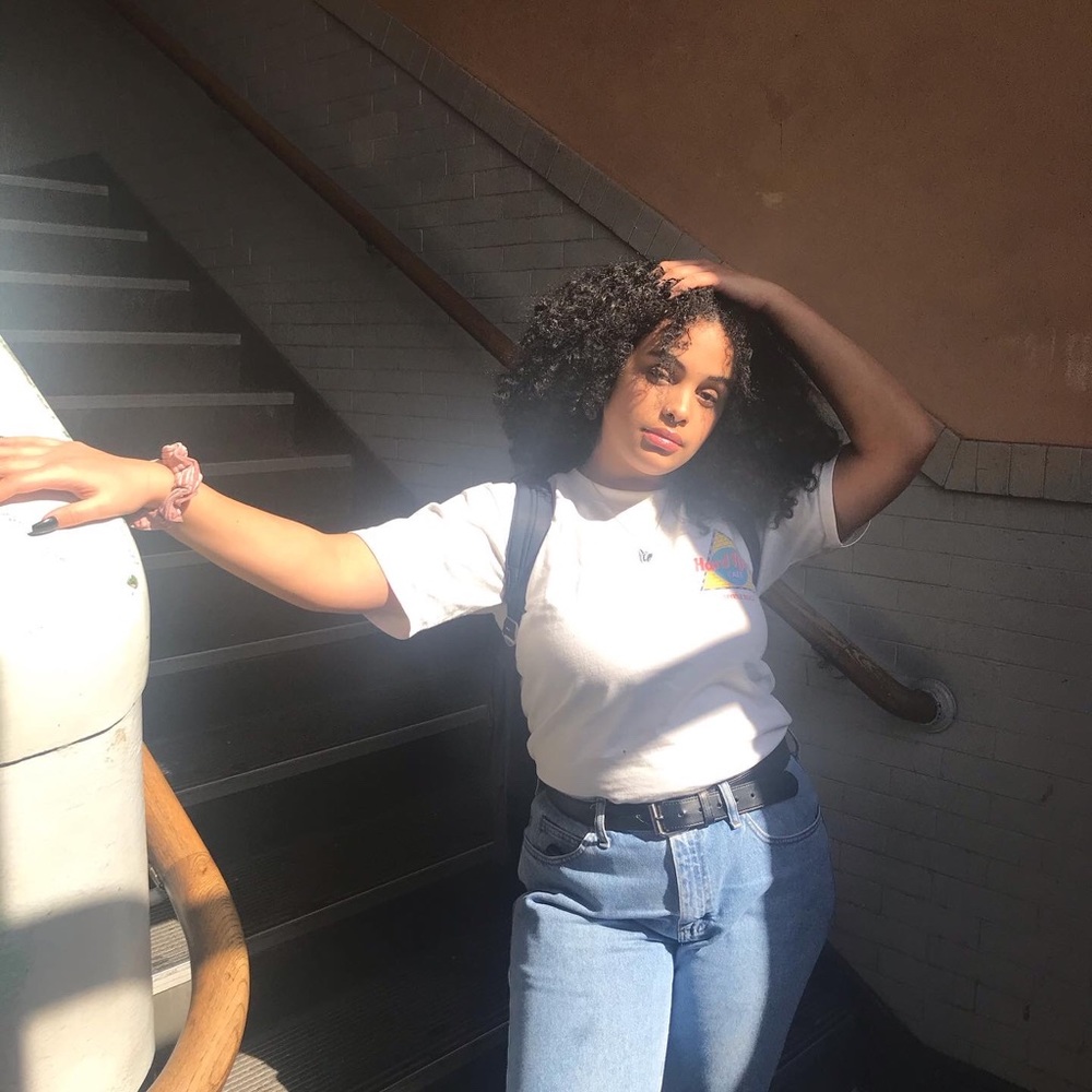 Meet your Posher, Gianella